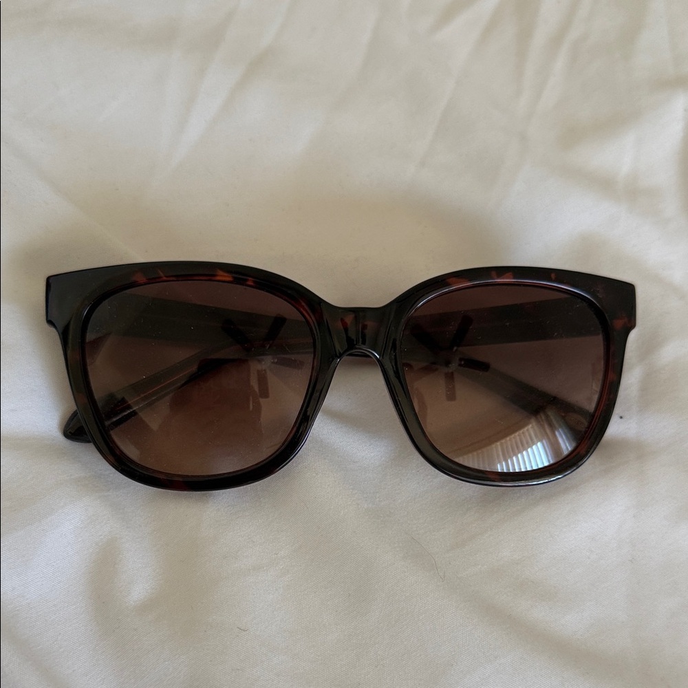 Fossil Tortoise Shell Sunglasses